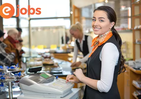 Vrei să-ți începi cariera în Vânzări? Pe eJobs.ro, găsești peste 11.000 de locuri de muncă în Consultanță în Vânzări
