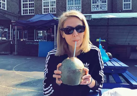 VIDEO/ Ada Galeș, actrița de la #rezist care vrea să schimbe lumea prin teatru. Premiată pentru talent, concediată pentru indisciplină