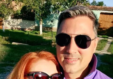 VIDEO EXCLUSIV/ Designerul Alexandru Ciucu, mărturisire de suflet pentru soția lui, după 7 ani de căsnicie. ”Și mâine aș alege-o tot pe ea”
