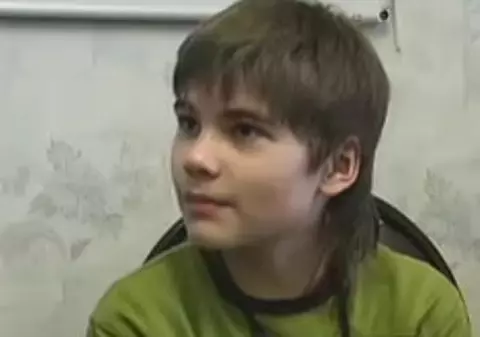 El este Boris, băiatul care pretinde că a trăit pe Marte şi că are o misiune de îndeplinit pe Terra. Savanții nu reușesc să-i deslușească misterul | VIDEO