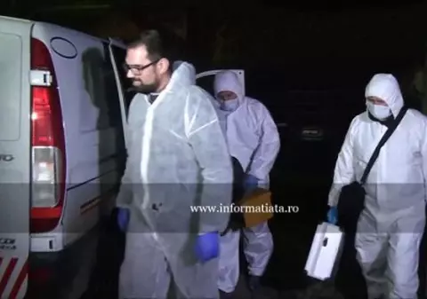 Un om de afaceri din județul Suceava a fost găsit cu gâtul tăiat în propria casă. Fiica sa de 17 ani este unul dintre suspecți