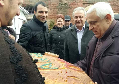 Daea: "Oaia, săraca, vine din vârful muntelui cu oamenii ăştia care pleacă şi uită de neveste, de copii"|VIDEO