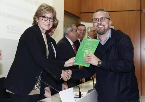 Fostul internațional Lucian Marinescu și-a luat diplomă de director sportiv în Spania