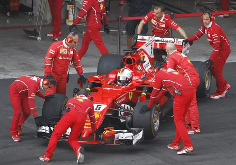 Ferrari amenință să părăsească Formula 1. Ce i-a nemulțumit pe șefii scuderiei italiene