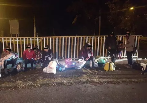 17 migranți găsiți sub un pod din Timișoara. Cinci copii, printre cei prinși de polițiști