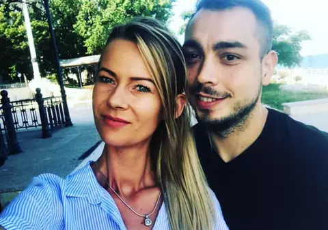 Tinerii morţi în accidentul de la Ovidiu au fost înmormântaţi împreună. Fac nuntă în cer