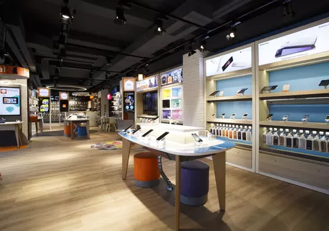 Orange și-a lansat propria bancă