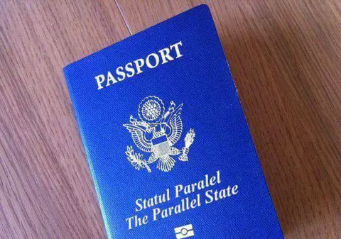 A apărut pașaportul pentru "Statul Paralel". “L-am obținut cu greu, se băgase Călin Popescu Tăriceanu în față la coadă”