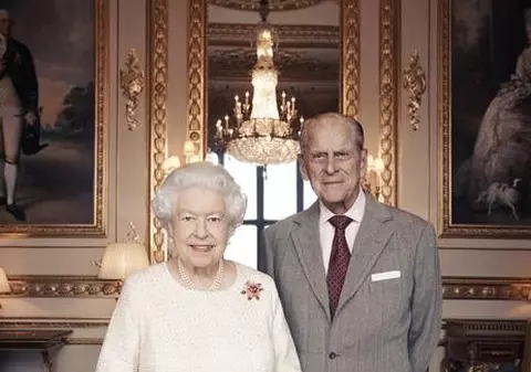 Fotografie portret | Regina Elisabeta a II-a și prințul Philip marchează cea de-a 70-a aniversare a căsătoriei