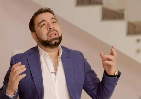 EXCLUSIV/ Florin Salam, părăsit de oamenii care i-au fost alături în ultimii zece ani. Picatura care a umplut paharul a fost noua lui nevastă!