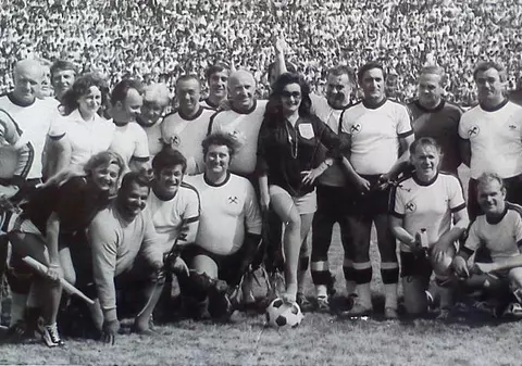Stela Popescu a fost arbitru de fotbal. Regretata actriță a oficiat, în anii '80, meciuri între artiști și fotbaliști