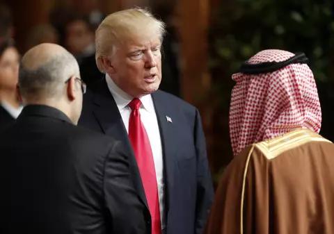 O nouă gafă la Casa Albă. Donald Trump a distribuit clipuri anti-musulmane pe Twitter