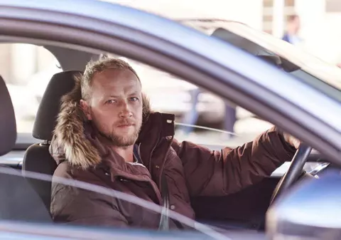 (P) Câștigă bani pentru cadourile celor dragi: începe să conduci cu Uber în doar 3 pași simpli