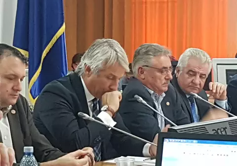 Bugetul de stat pe 2018, vot în comisiile de specialitate; Fondul de rezervă al Guvernului, suplimentat cu 350 de milioane, din contribuția la UE