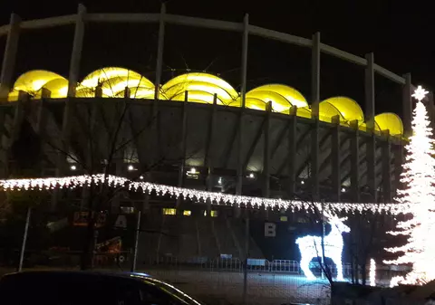 Târg de Crăciun la Arena Națională. Cel mai mare stadion al țării, în straie de sărbătoare
