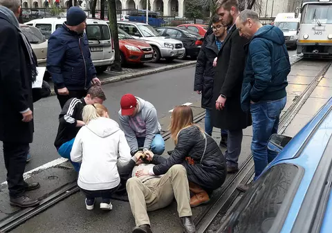 Pieton accidentat, pe bulevardul Dinicu Golescu | FOTO & VIDEO