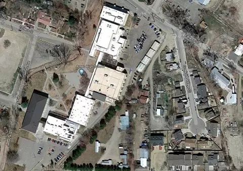 Împuşcături la un liceu din New Mexico. Cel puţin trei persoane au murit
