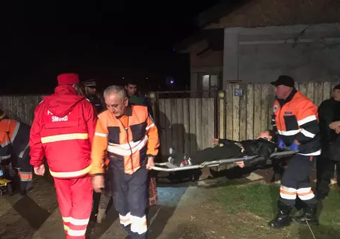 Un tată și fiul său de nouă ani au scăpat cu viață în mod miraculos dintr-un accident cumplit| FOTO/VIDEO