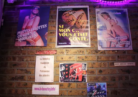 Ultimul cinematograf erotic din Paris se închide din cauza pornografiei online