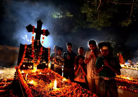 Colindători arestați în India pentru că ar fi încercat să convertească un om