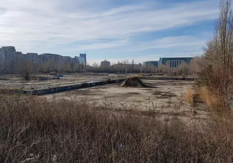 Război între Primăria Capitalei și Guvern pentru un teren de zeci de milioane de euro din inima Bucureștiului