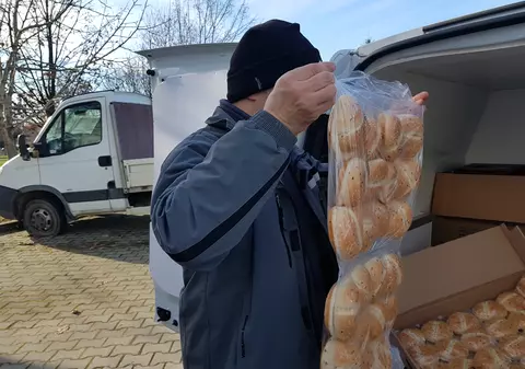 VIDEO/ Banca de alimente a sărbătorilor sărăciei pentru cinci milioane de români