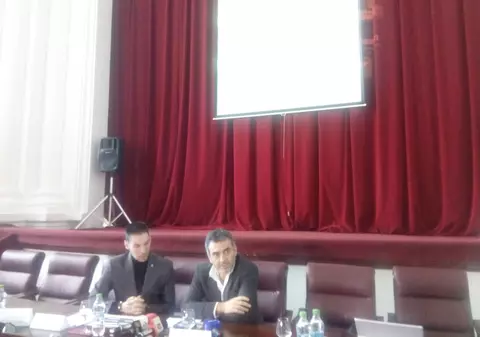 Premieră în România: Aplicaţie cu ajutorul căreia se pot măsura gropile sau denivelările drumurilor