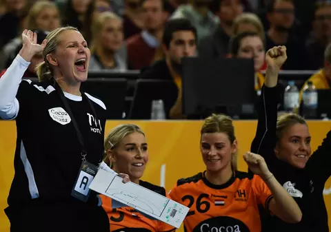 Helle Thomsen și Ambros Martin, nominalizați la titlul de antrenorul anului 2017