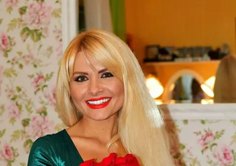 EXCLUSIV/ Ianna Novac petrece de două ori Crăciunul: “Va fi casa plină de oaspeți, așa cum se cuvine”