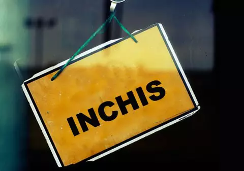 O primărie din România îşi suspendă programul de lucru cu publicul aproape o lună de zile