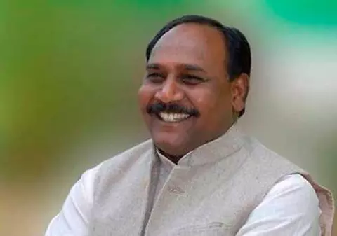 Ministrul Fericirii din India este căutat de autorități fiind acuzat de crimă