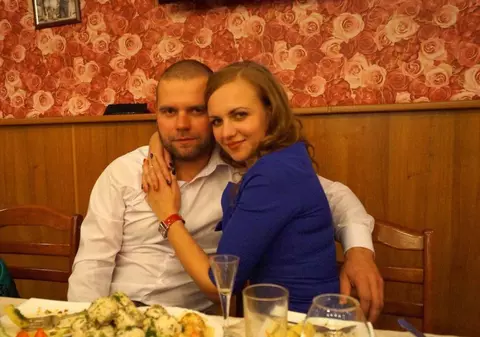 Un bărbat și-a omorât soția în bătaie și se lăuda pe rețelele de socializare cu imaginile cu ea bătută