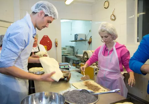 Andreea Bălan și George Burcea au făcut cozonaci împreună