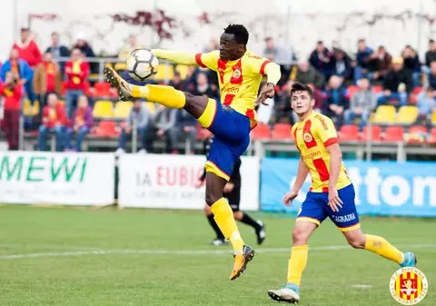 Ndiaye Mediop la Viitorul. Gică Hagi negociază transferul atacantului senegalez