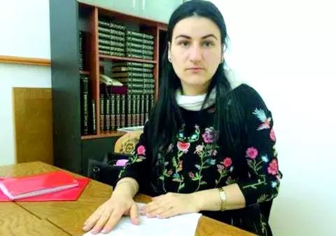 O femeie din Iași e obligată să-și dea copiii fostului iubit italian. Tatăl a venit în România să-și ia băieții