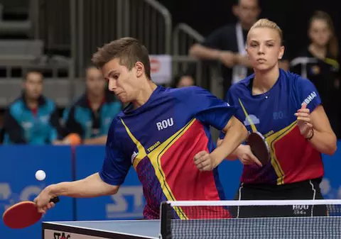 Cristian Pletea şi Adina Diaconu au cucerit medaliile de bronz în proba de dublu mixt de la Campionatele Mondiale de tenis de masă pentru juniori
