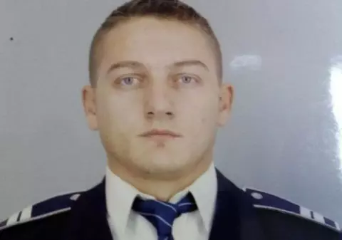 Un antibiotic vital pentru polițistul tăiat cu sabia nu se găsește la noi. Ciprian Sfichi a fost ajutat de colegii săi