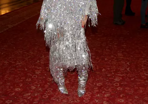 Video EXCLUSIV/ Gala ELLE. Delia a fost desemnată ”Best Pop Artist”. Cum a reacționat Antonia!