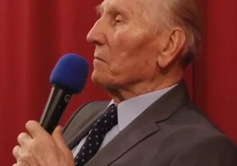 A murit Kazimierz Piechowski, omul care a evadat de la Auschwitz furând o mașină a SS