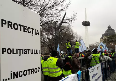 FOTO & VIDEO | Protest al sindicaliștilor din poliție și penitenciare. Reacția MAI