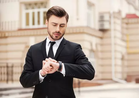 5 reguli de aur pe care orice milionar le respectă pentru a avea succes în afaceri