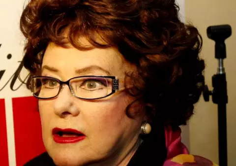 Cum arată actrița care a înlocuit-o pe scenă pe Stela Popescu. Cele mai tari imagini cu Ana Maria Donosa | FOTO