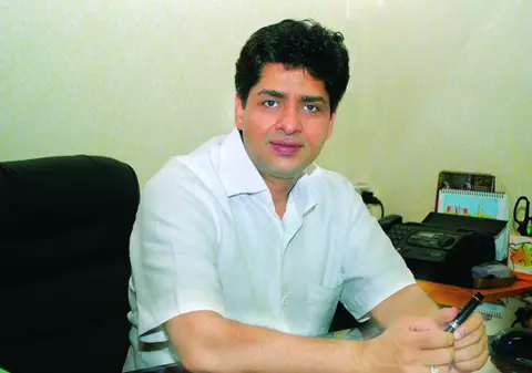 Prezentator TV condamnat la închisoare pe viaţă după ce şi-a ucis soţia, în urmă cu 17 ani