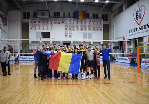 Divizia A1 la volei masculin, etapa a 13-a. Tricolorul LMV Ploiești a câștigat la Craiova. Steaua a trecut de Dinamo