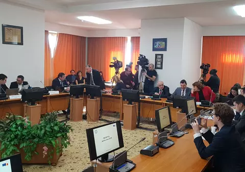 UPDATE Scandal la comisiile reunite de buget-finanțe din Parlament pe marginea bugetului de 2018. Liderii PSD s-au certat între ei