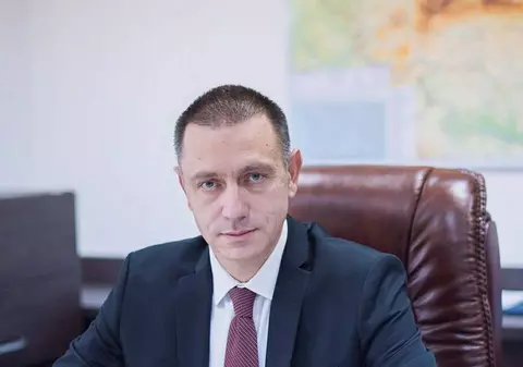 Klaus Iohannis l-a desemnat pe Mihai Fifor premier interimar. Președintele cheamă partidele la consultări, miercuri