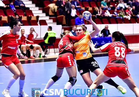 Liga Națională de handbal feminin, etapa a 13-a. Corona Brașov și CSM Roman, succese în deplasare