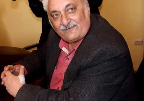Deputatul PSD Nicolae Bacalbașa a jucat ruleta rusească. "Cu un revolver. Eram beat"