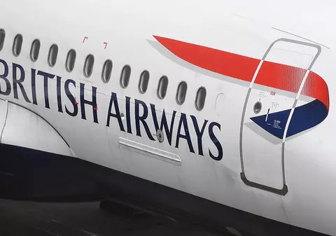 Pilot beat dat jos de poliție din avionul cu care voia să zboare