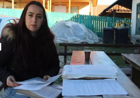 Interzis la o viață normală! Aleksandra Julia, tânăra care trăiește de 24 de ani în România, dar nu este cetățean român